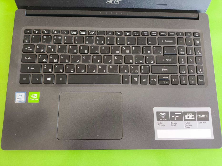 ACER Aspire A315-55 Ноутбук