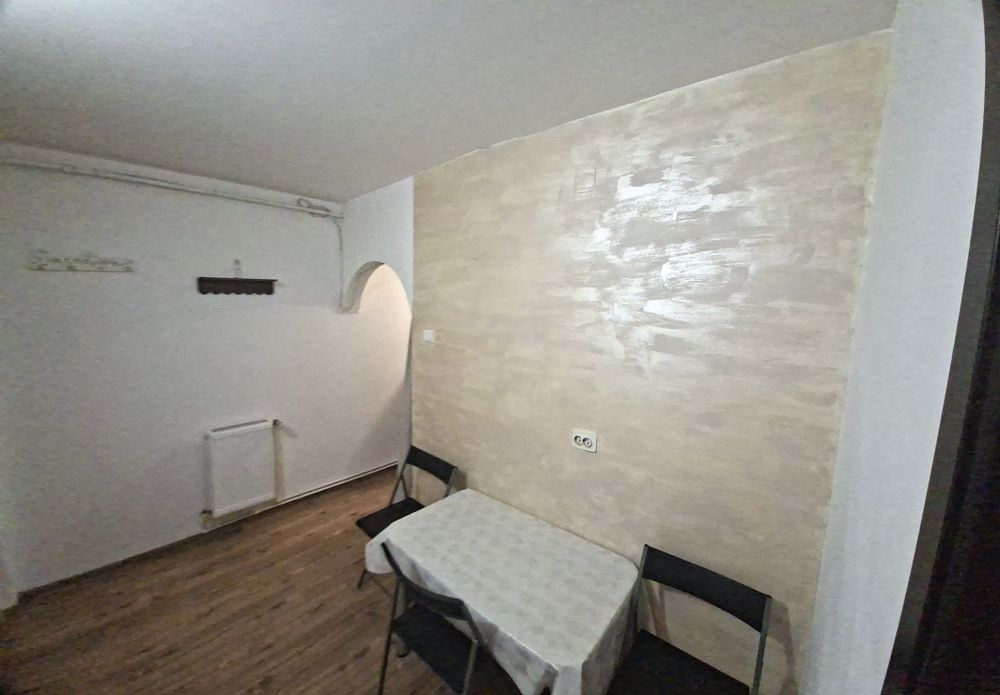 Închiriez garsoniera  pe termen  lung