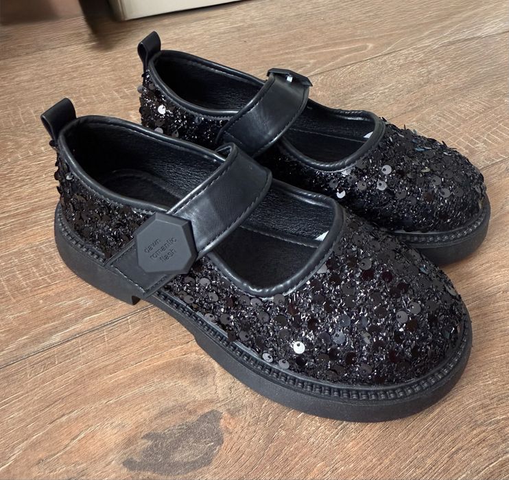 Туфли новые 34 размера