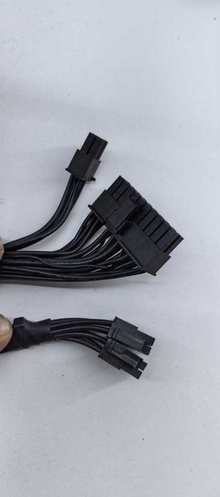 Sursa Semi-modulara PC Be Quiet! 750w calitate Platinum 94% eficienta