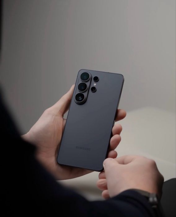 Samsung S26 Ultra 12-256 новый