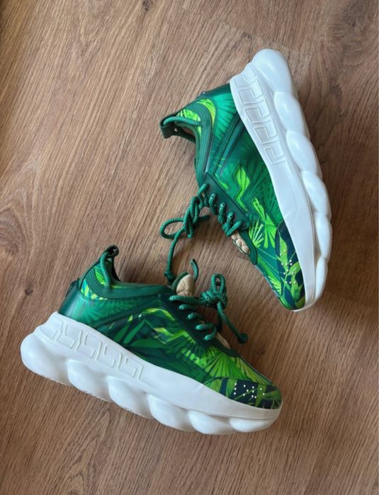 Versace Chain Reaction