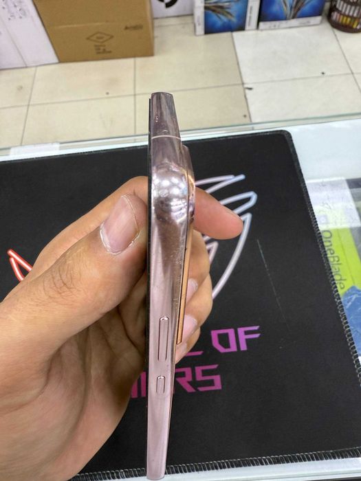 Samsung S22 8/256