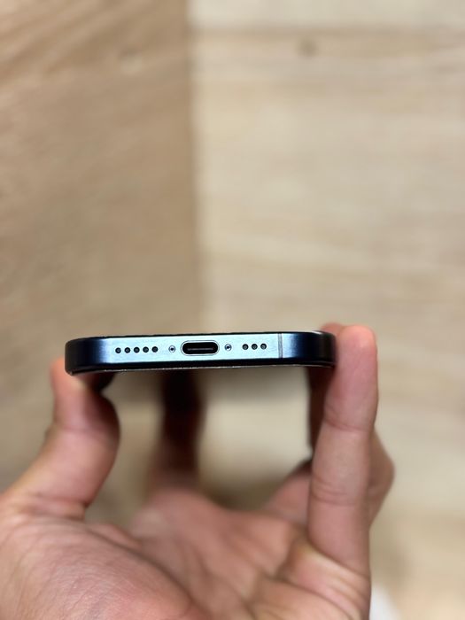 СРОЧНО Iphone 15 Pro 256 В идеальнейшем состоянии.