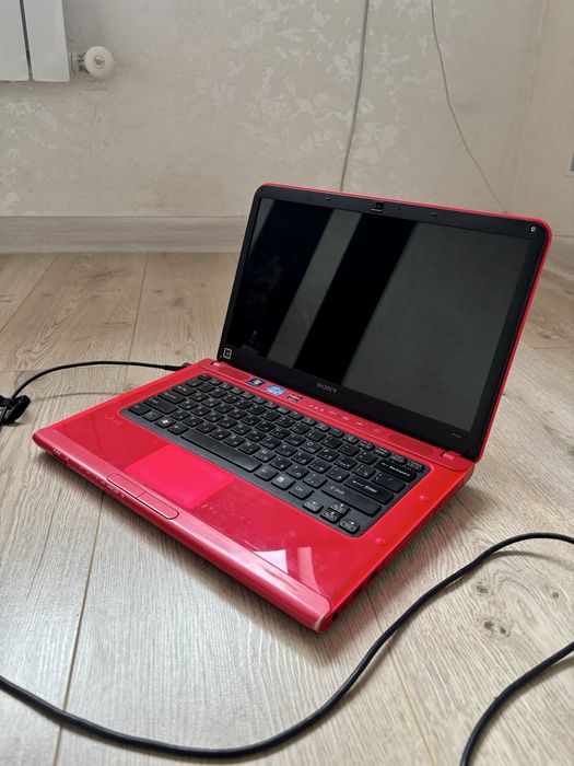 Sony VAIO лаптоп ноутбук