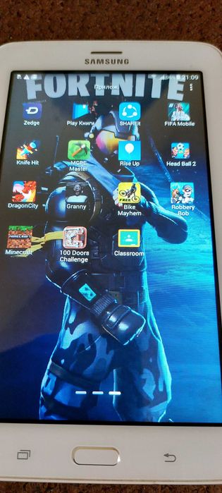 Таблет Samsung 8