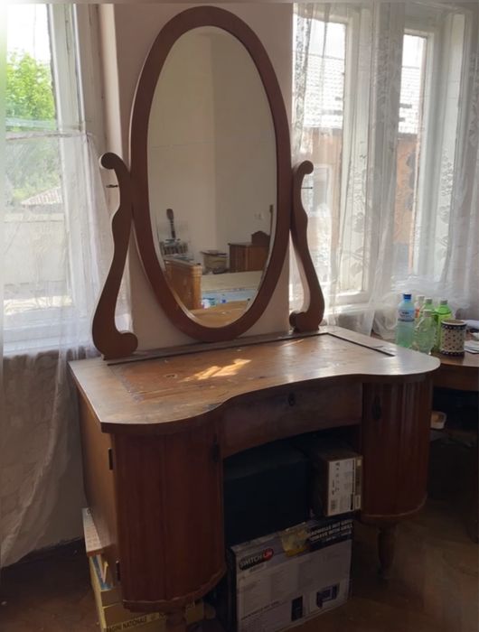 Set complet victorian, oglinda venetiana, necesita reconditionare