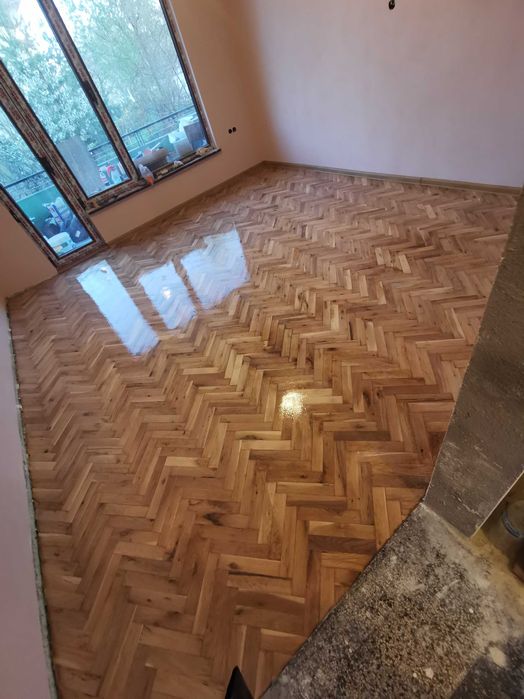 Циклене,лакиране и редене на паркет и дюшеме