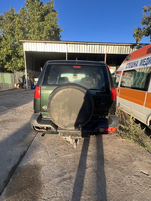 Nissan Terrano 2.4 бензин НА ЧАСТИ