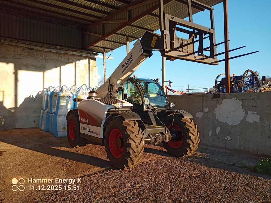 Продавам телескопичен товарач Bobcat TL 360