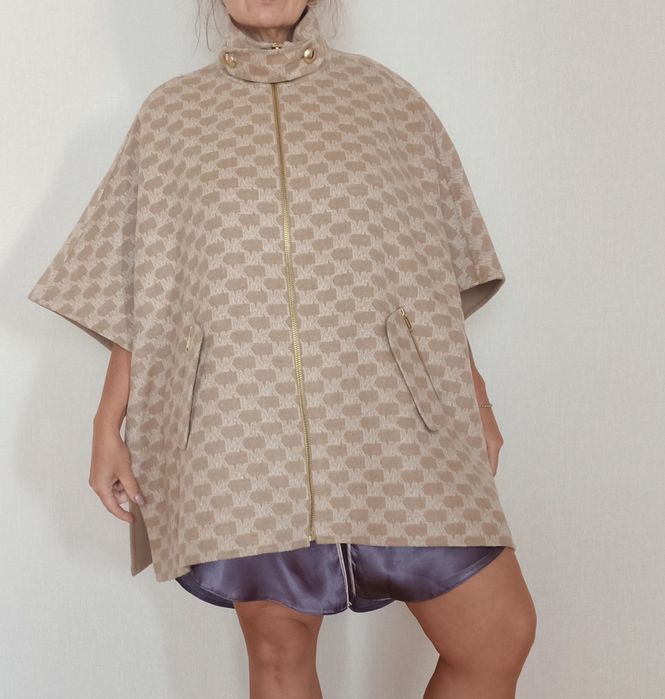 Продам пальто-пончо