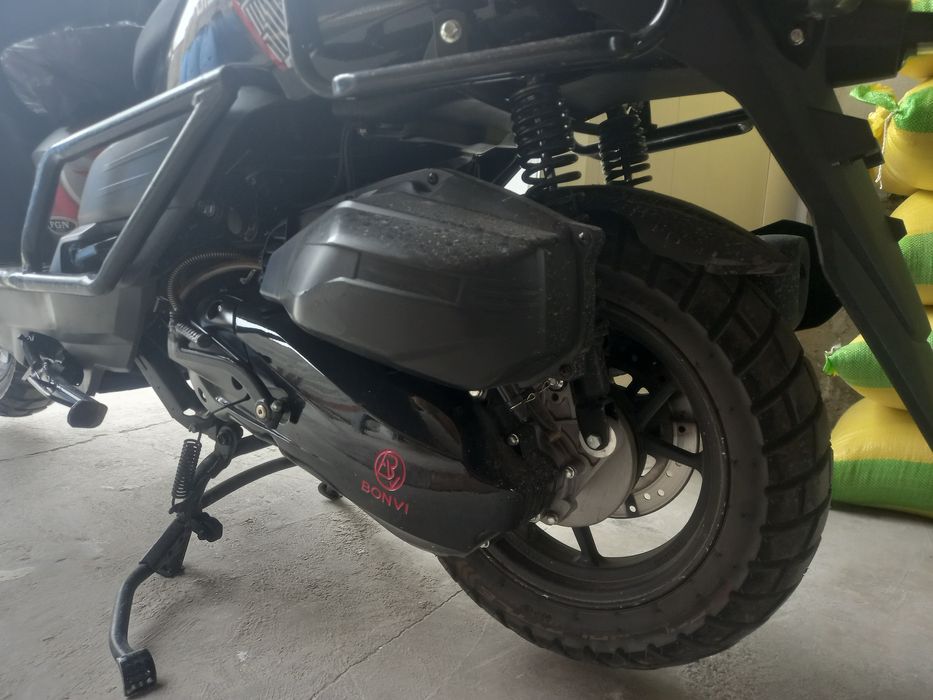 Танк скутер сотилади