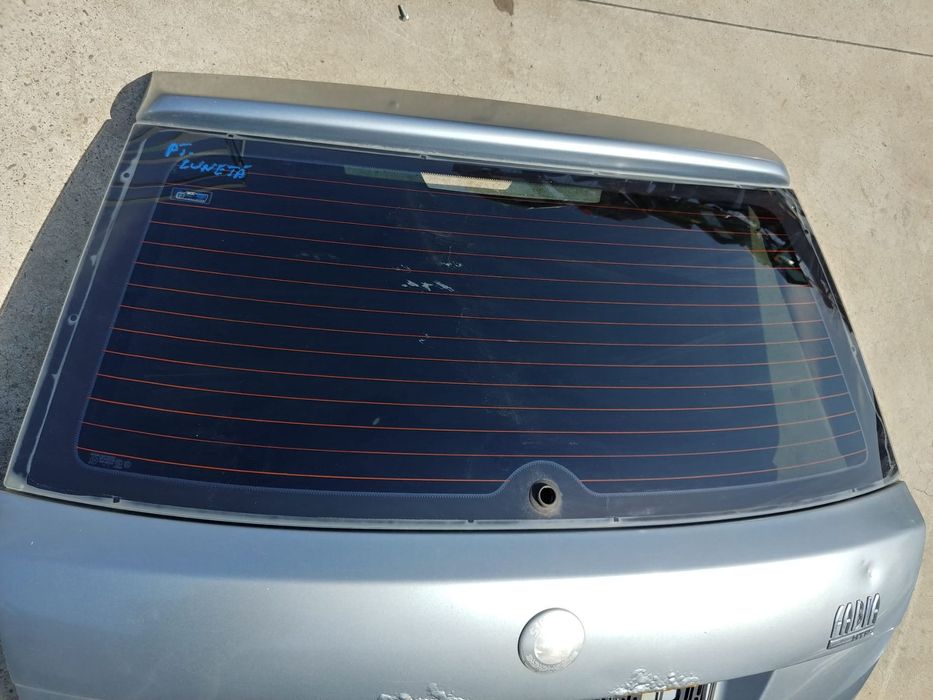 luneta skoda fabia 1 6y