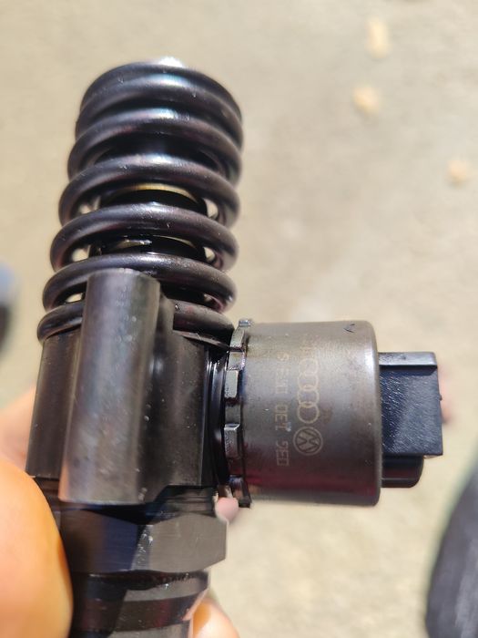 Injectoare 2.0 BKD cod 03G130073G Skoda Octavia/Golf 5/Passat 2004-2011