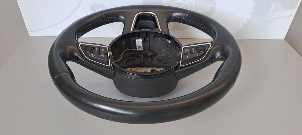 Волан Audi Q3 мултифункционален