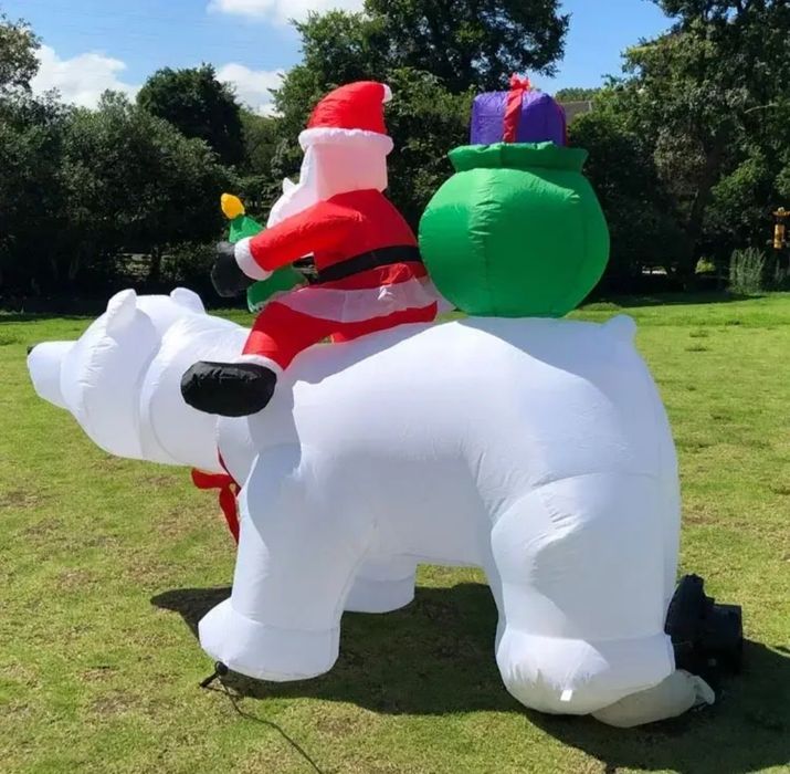 Дед мороз и Медведь Надувной