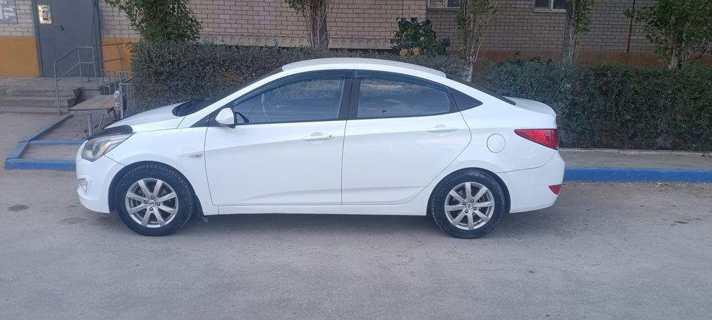 Хюндай акцент 2015 г.в.