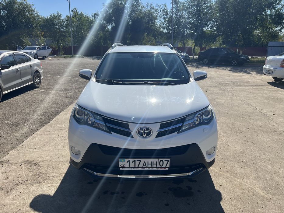 Продам RAV 4 2014