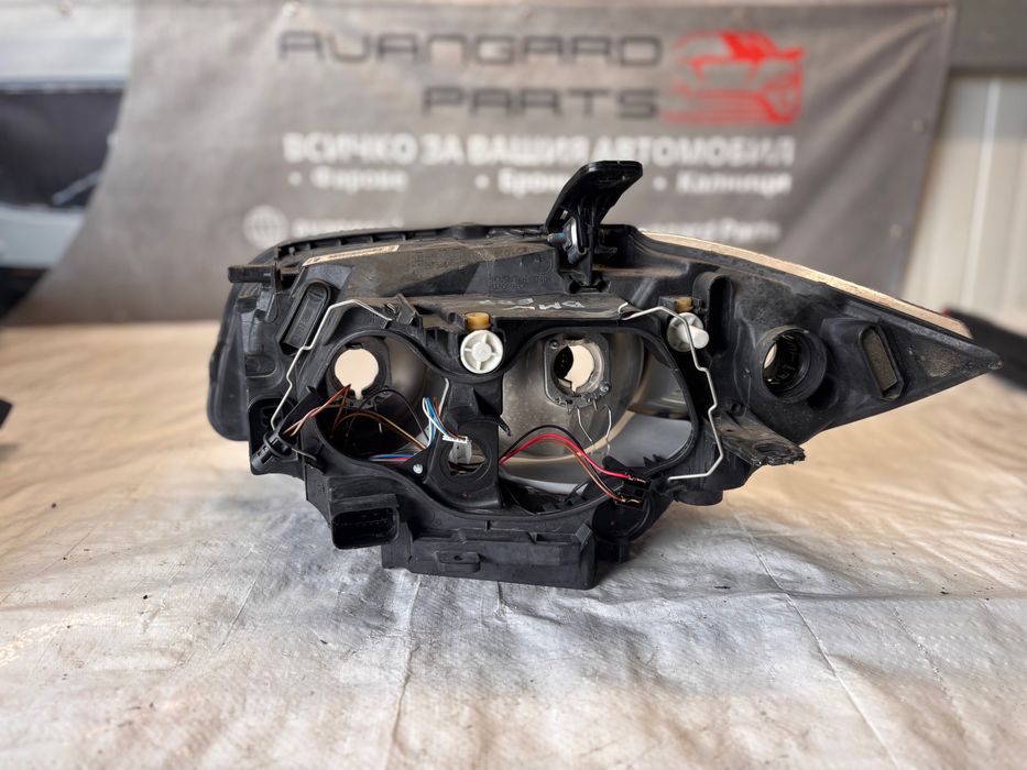 Десен фар BMW 1 Series E87