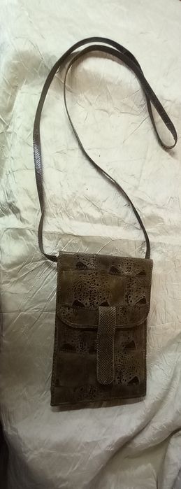 Дамски чанти от екзотични кожи-змийска и крокодилска