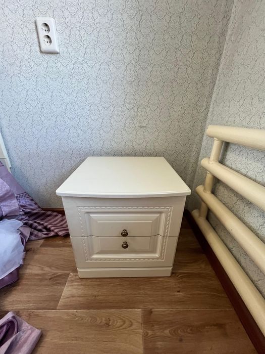 Продается спальный гарнитур