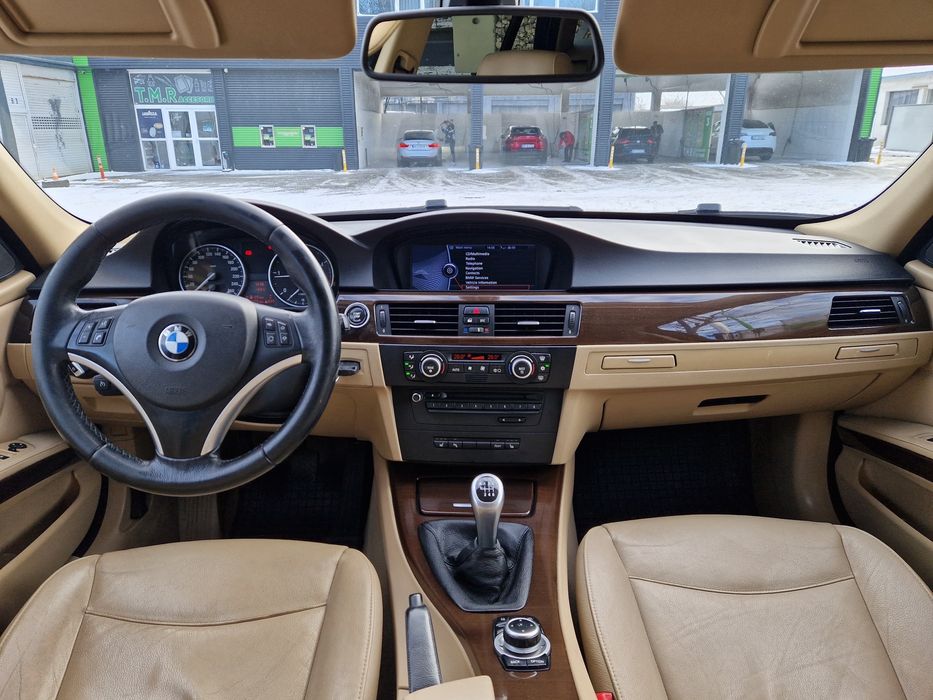 Bmw 320 e91 facelift