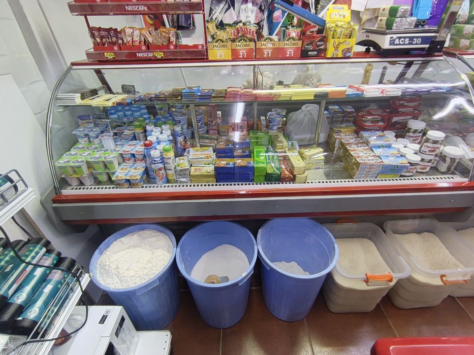 Витринный холодильник