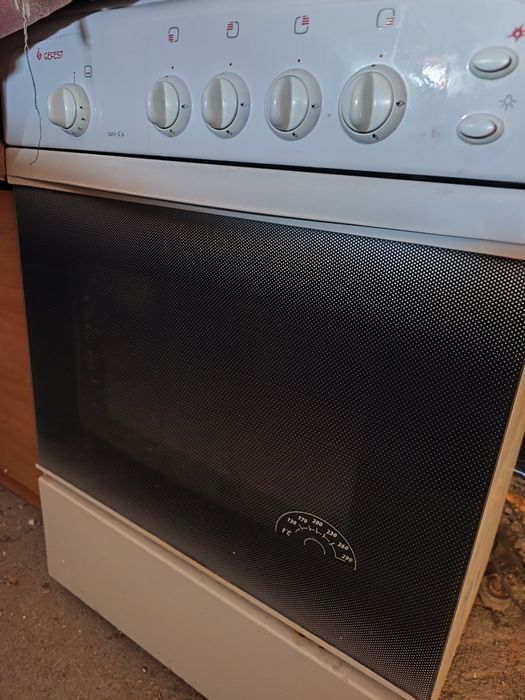 Продам газовую плиту