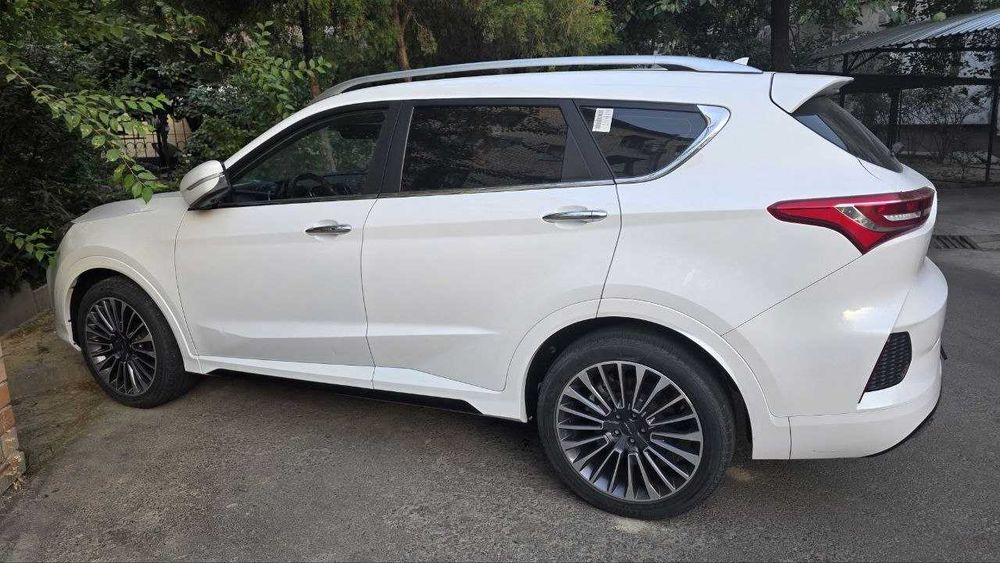 Продаётся Jetour X70 I поколения