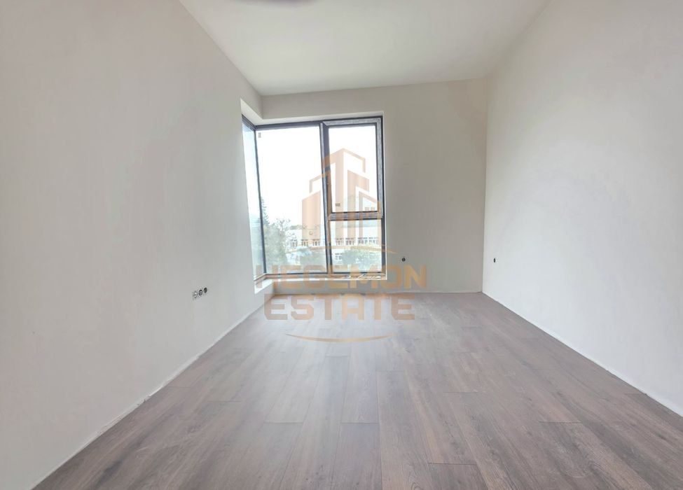 Продава се Двустаен апартамент в Варна, Левски - 86 кв.м за 1977 €/кв.м - Снимка #9