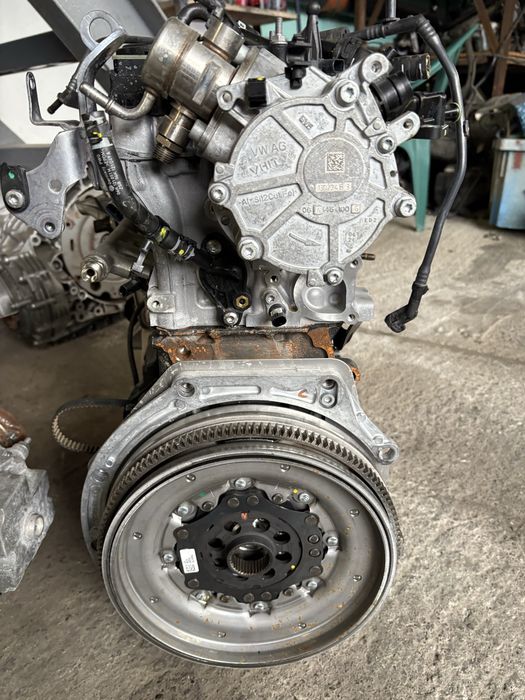 Vw Golf 8 2.0 gti 245 кс 4x4 Двигател