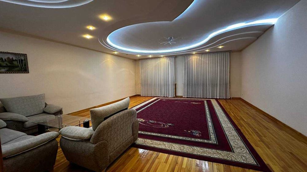 Срочно! Сдается квартира успейте снять Алмазарский Метро Тинчик 150м2