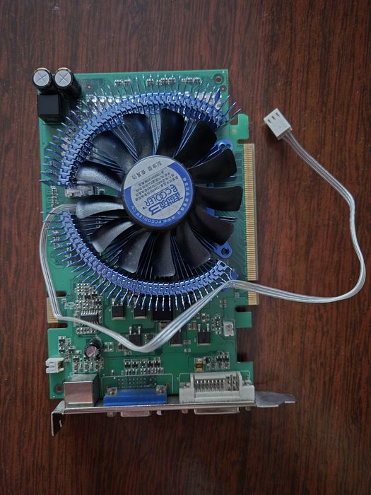 Видеокарта   Sapphire AMD Radeon HD 5450