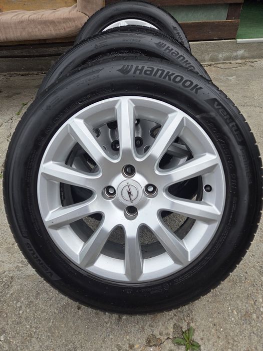Jante Opel   4x100 205/55/16  Hankook