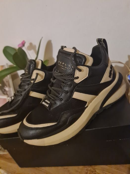 Оригинални маратонки Replay 37номер