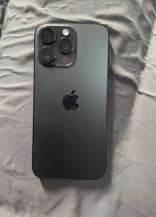 Apple iPhone 15 Pro Max 256 ГБ, Black Titanium (чёрный титан)