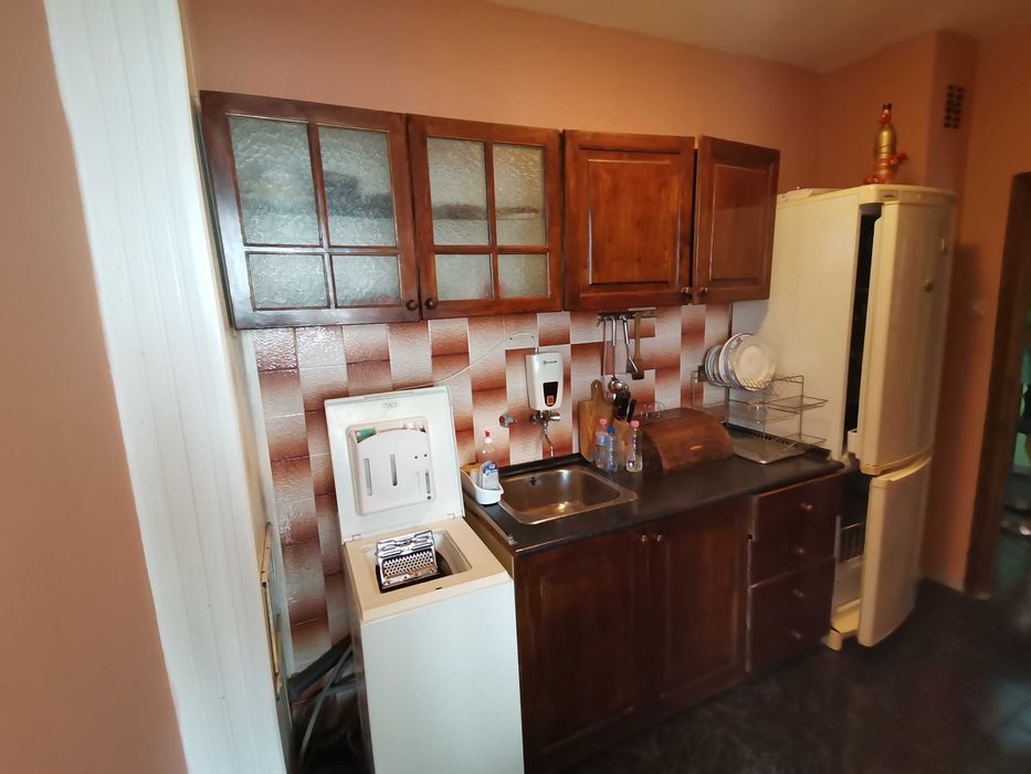 Дава се под наем Двустаен апартамент в Бургас, Зорница - 60 кв.м за 204 € - Снимка #15