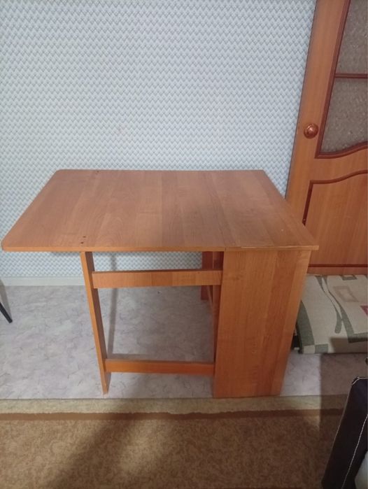 Продаю кухонный гарнитур