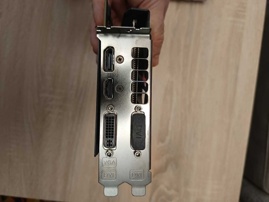 Видео карта Asus Strix GeForce GTX 970 DirectCU - 4 ГБ