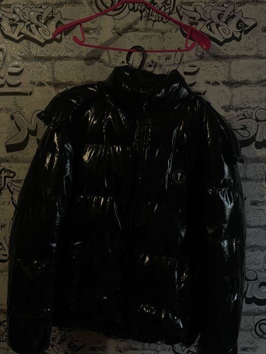 Продам куртку Trapstar