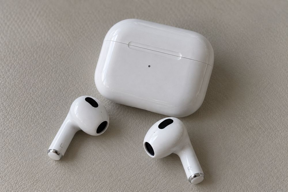 Apple AirPods 3 оригинал A2564