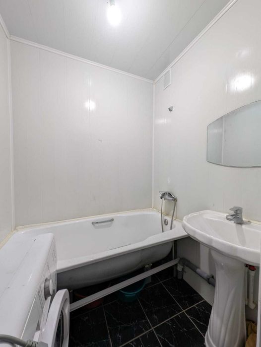 Продается 2 ком квартира район Саяхата