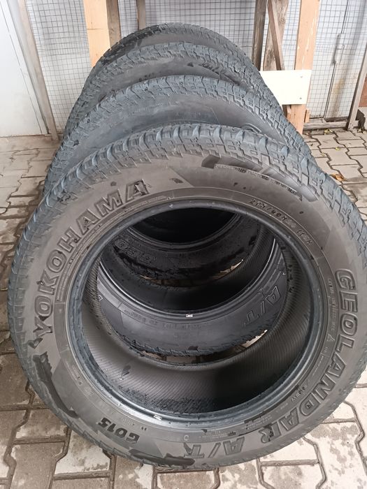 Продам комплект шин