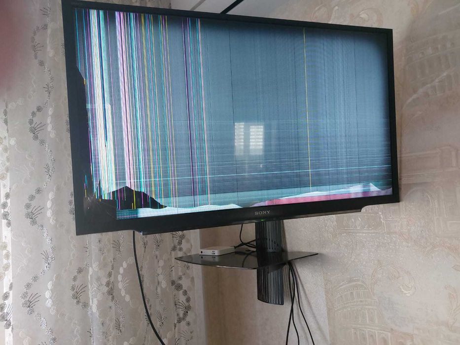 Продам Телевизор Sony KDL-32WD603