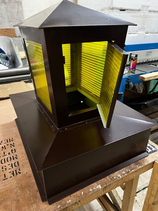 Колпаки на забор