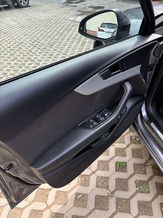 Vand Audi A4 2017