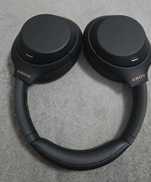 Sony WH-1000XM4 Bluetooth wireless headphones. Блутут Слушалки Сони. Безжични.