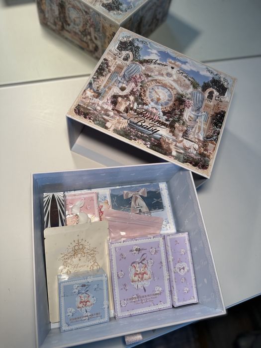 Бокс Flower Knows