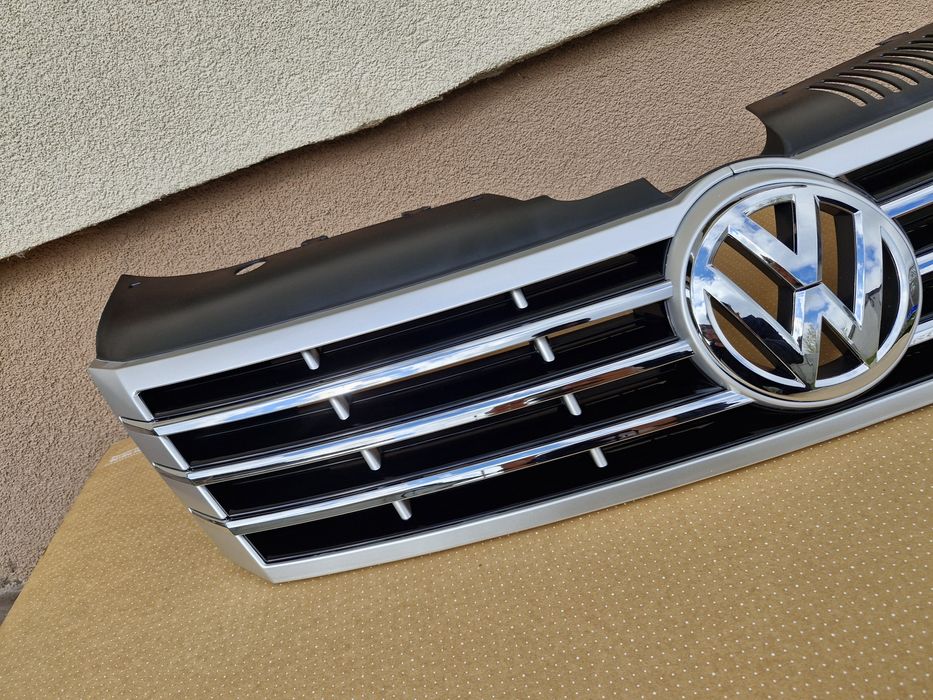 Grila centrala Vw Passat CC facelift 2012-2016