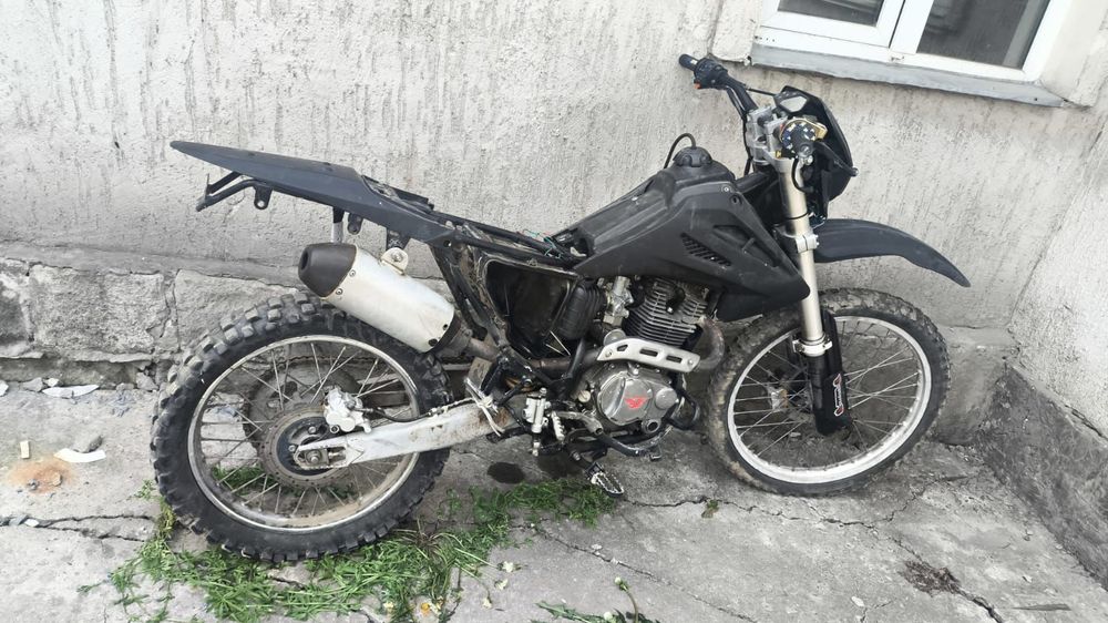 Продам эндурик 06 250 сс